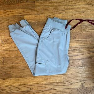 Grey figs joggers